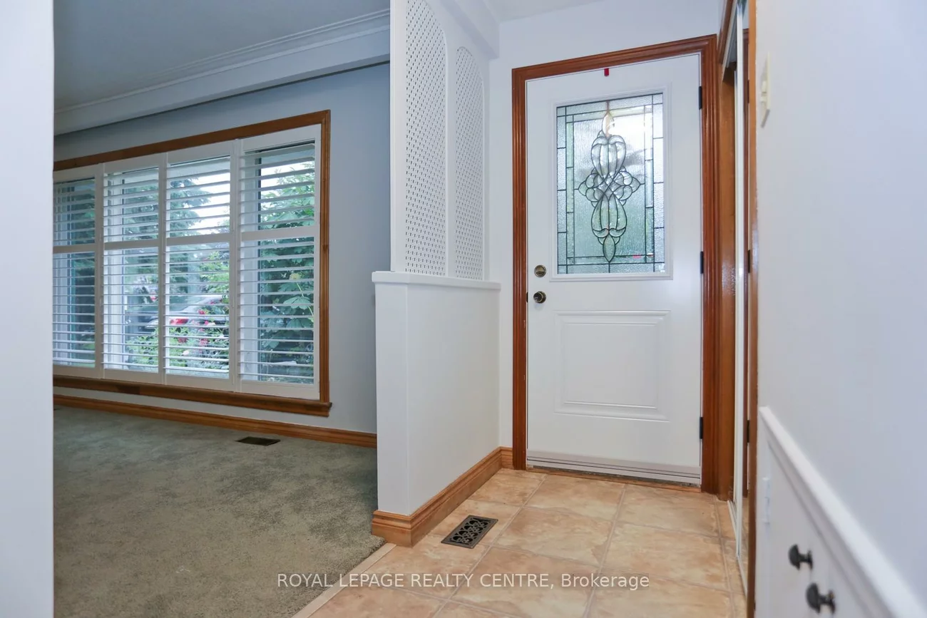 2341, Genevieve, Cooksville, Mississauga