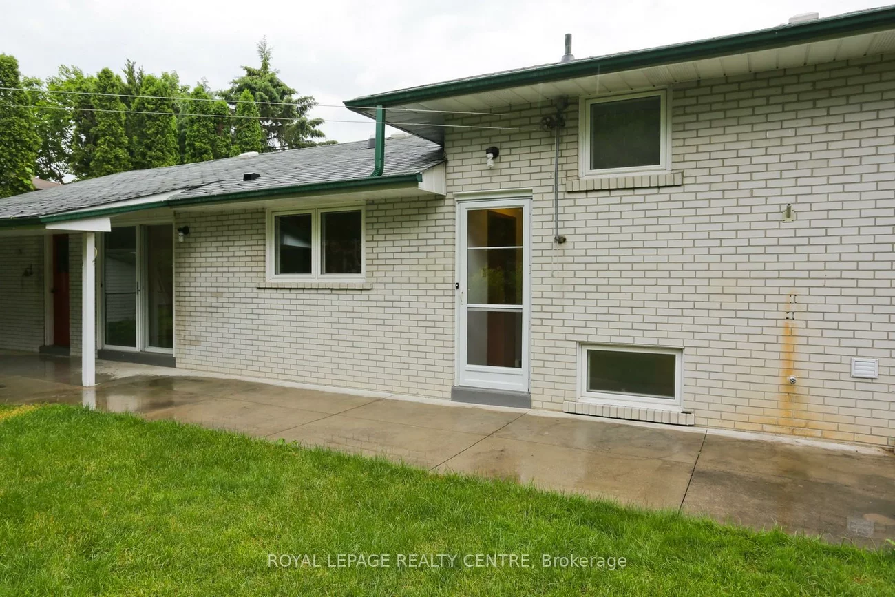 2341, Genevieve, Cooksville, Mississauga