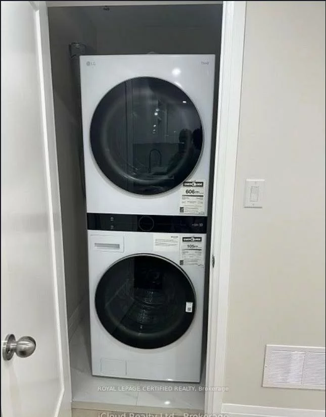 3881, Skyview, Churchill Meadows, Mississauga