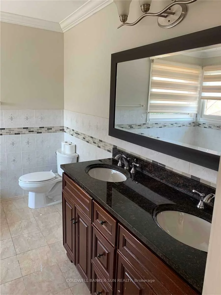 1622, Bristol, East Credit, Mississauga