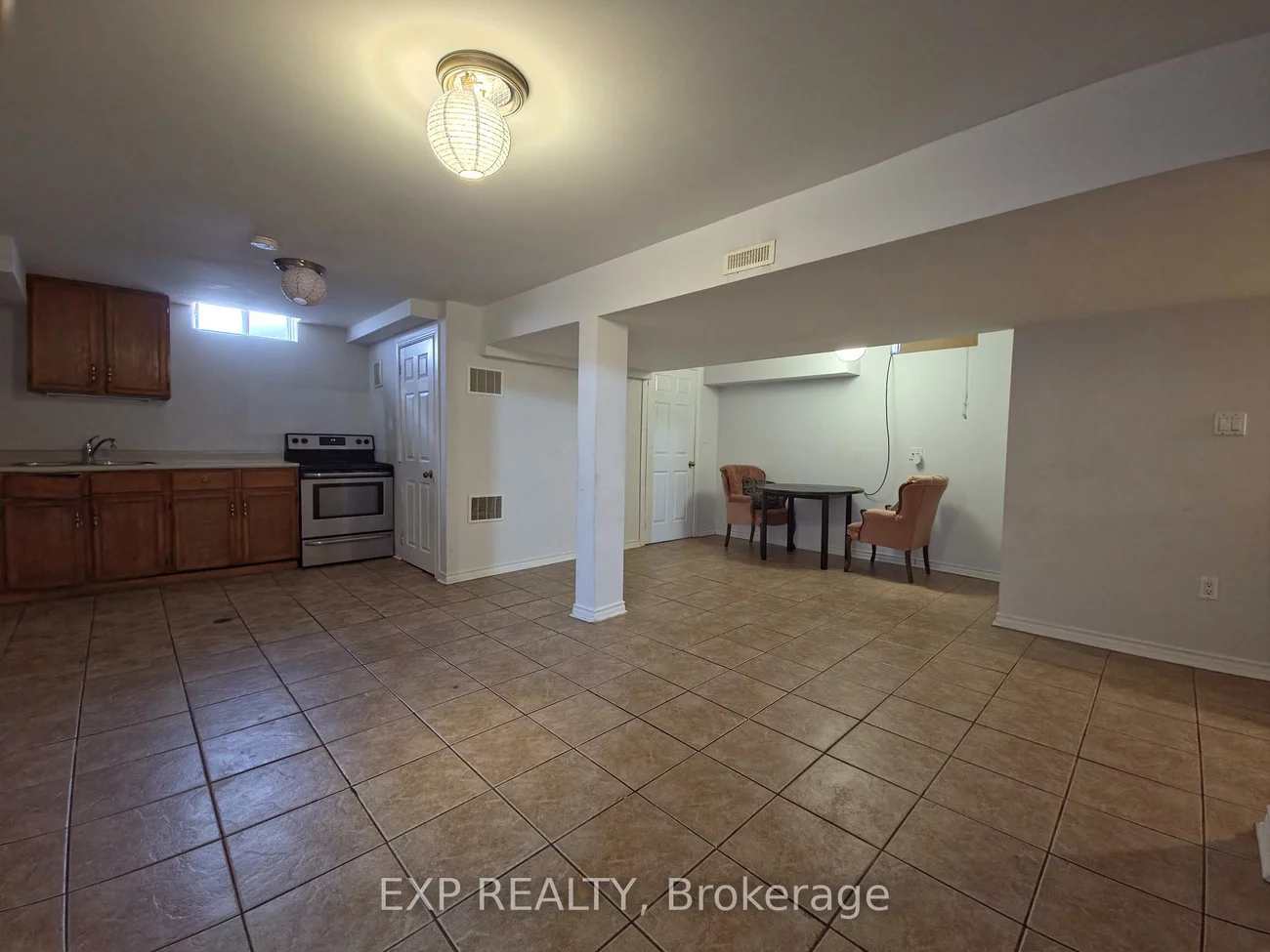 5815, Riverdale, East Credit, Mississauga