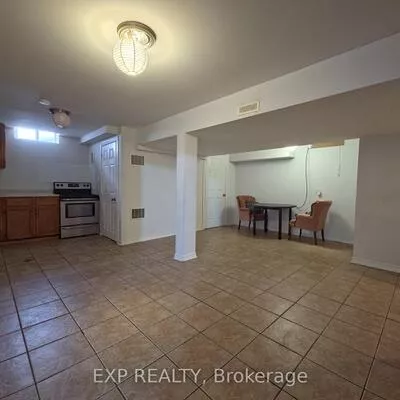 5815, Riverdale, East Credit, Mississauga