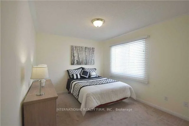 3259, High Springs, Cooksville, Mississauga