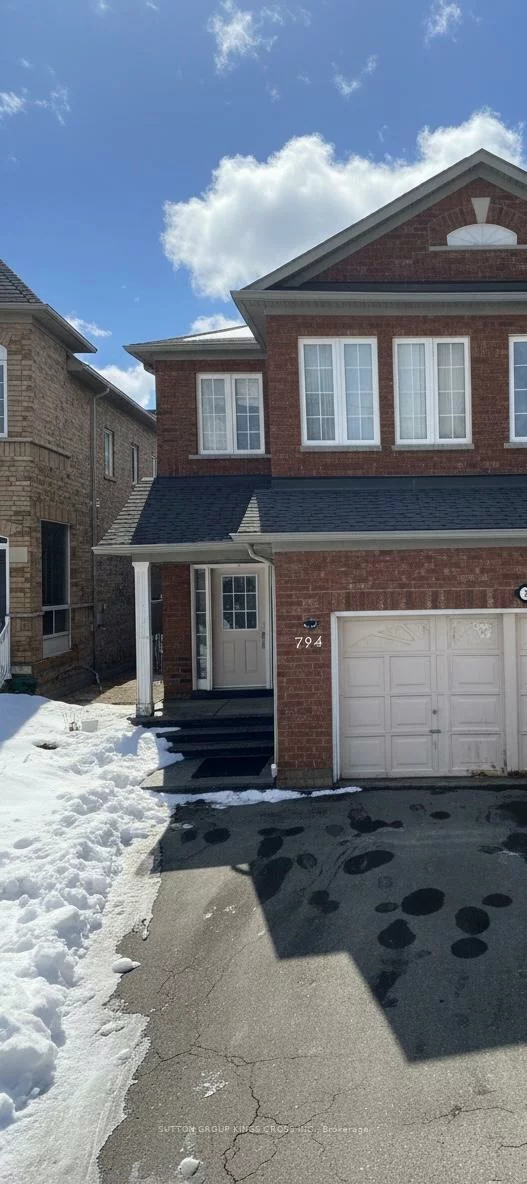 794, Khan, East Credit, Mississauga