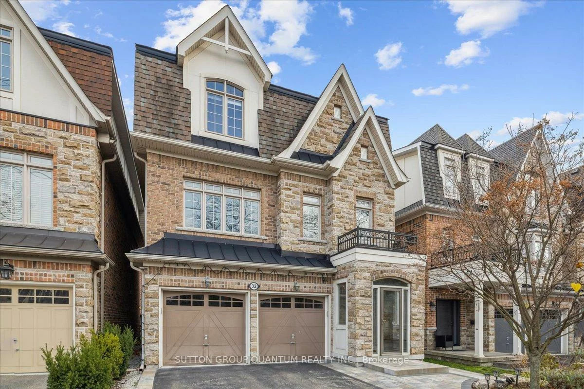 32, Harborn, Cooksville, Mississauga