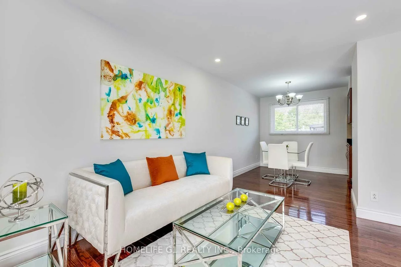 2503, Constable, Clarkson, Mississauga