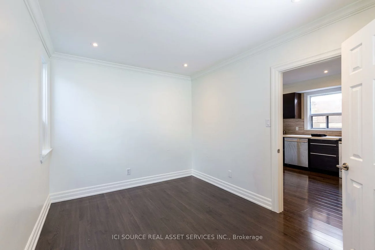 253, Lakeshore, Port Credit, Mississauga