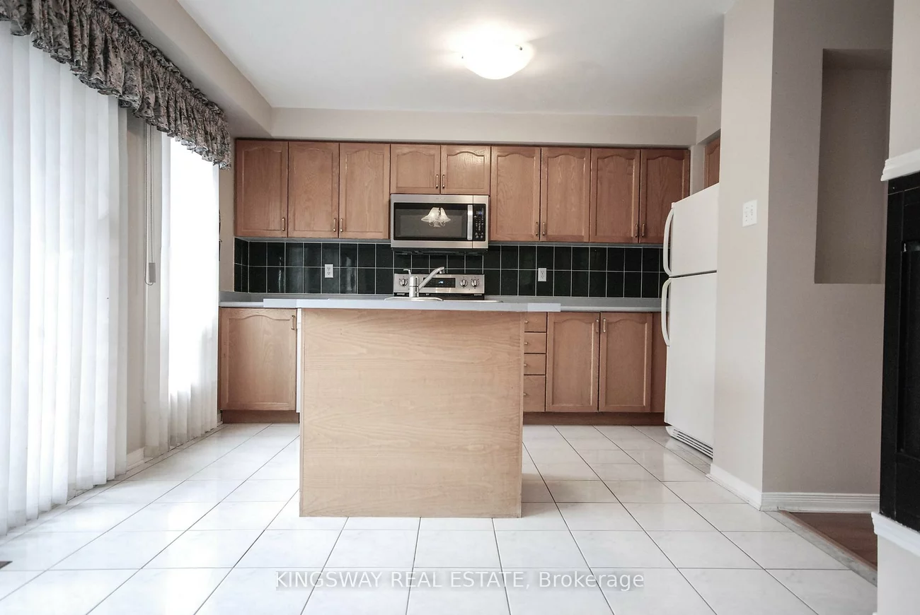 5468, Palmerston, Central Erin Mills, Mississauga