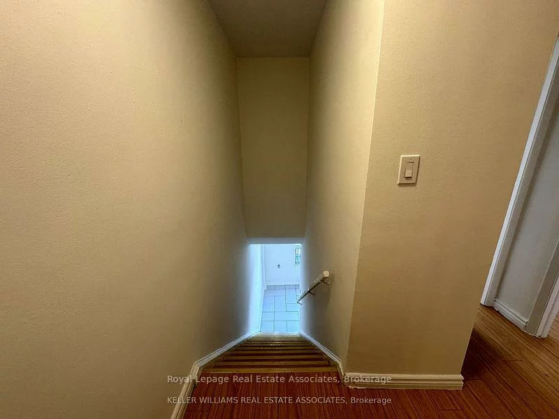 3071, Hurontario, Cooksville, Mississauga