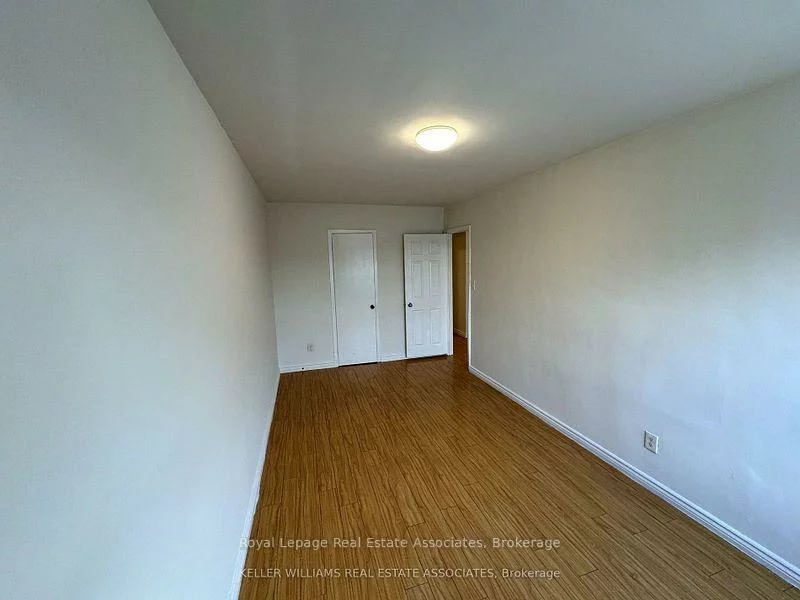 3071, Hurontario, Cooksville, Mississauga