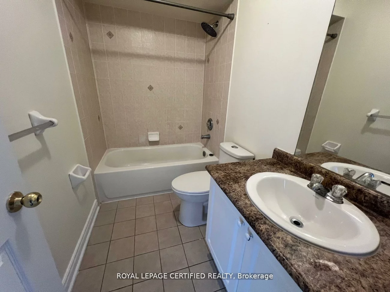 426, Orange Walk, Hurontario, Mississauga