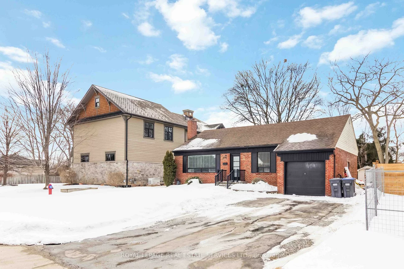 2046, Redan, Lakeview, Mississauga