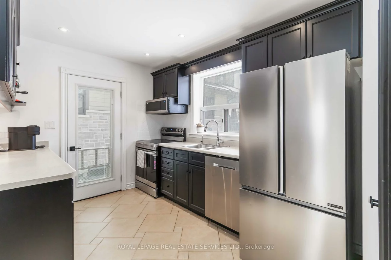 2046, Redan, Lakeview, Mississauga