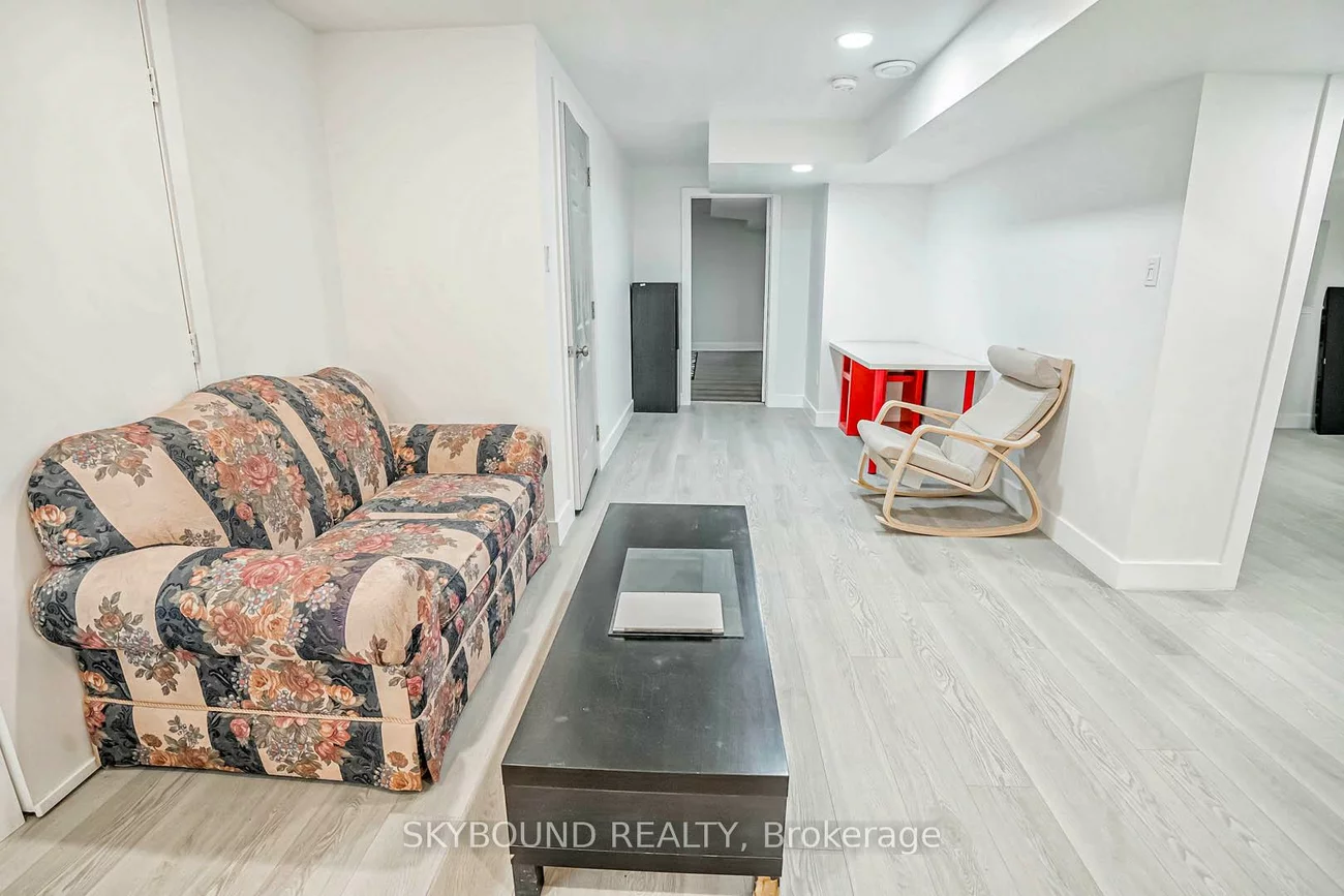 361, Turnberry, Hurontario, Mississauga