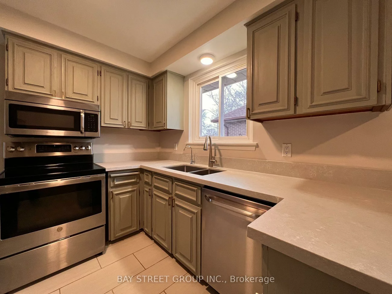 3195, Valmarie, Erindale, Mississauga