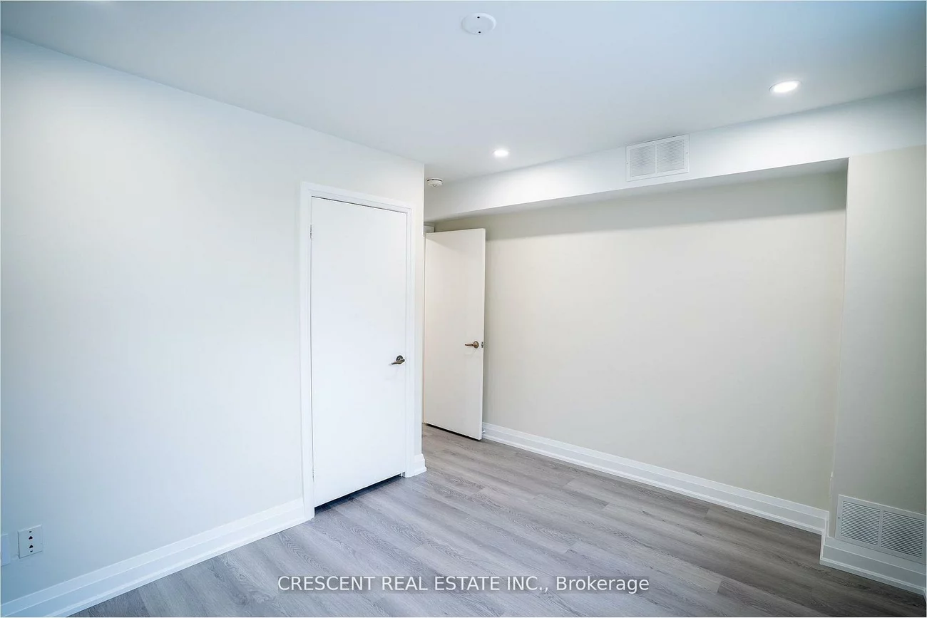 19, Queen, Port Credit, Mississauga