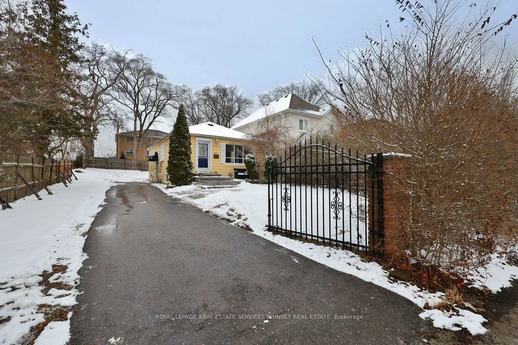 71, Mississauga, Port Credit, Mississauga