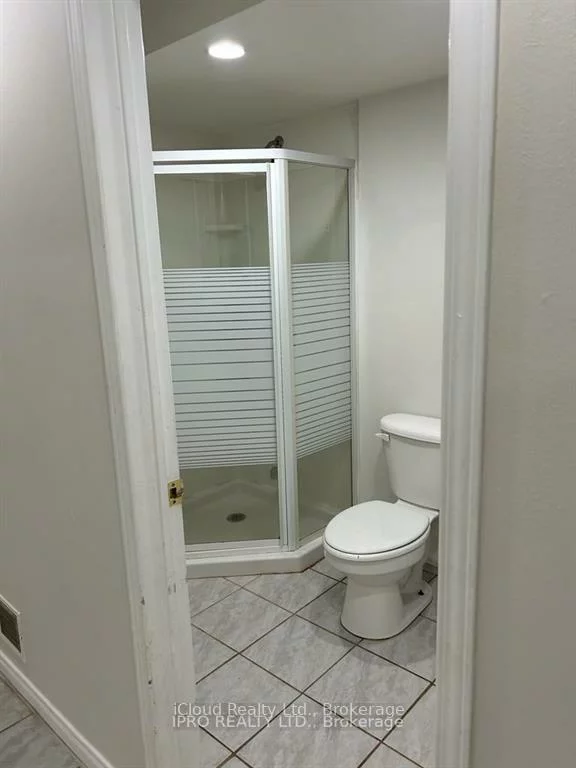 3755, Althorpe- Basement, Lisgar, Mississauga