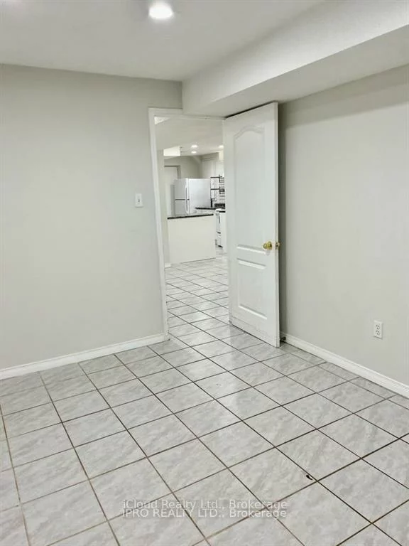 3755, Althorpe- Basement, Lisgar, Mississauga