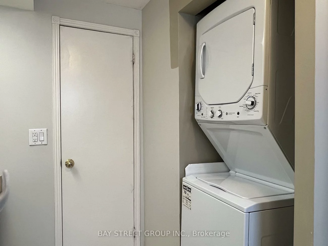 641, Eaglemount, Erindale, Mississauga