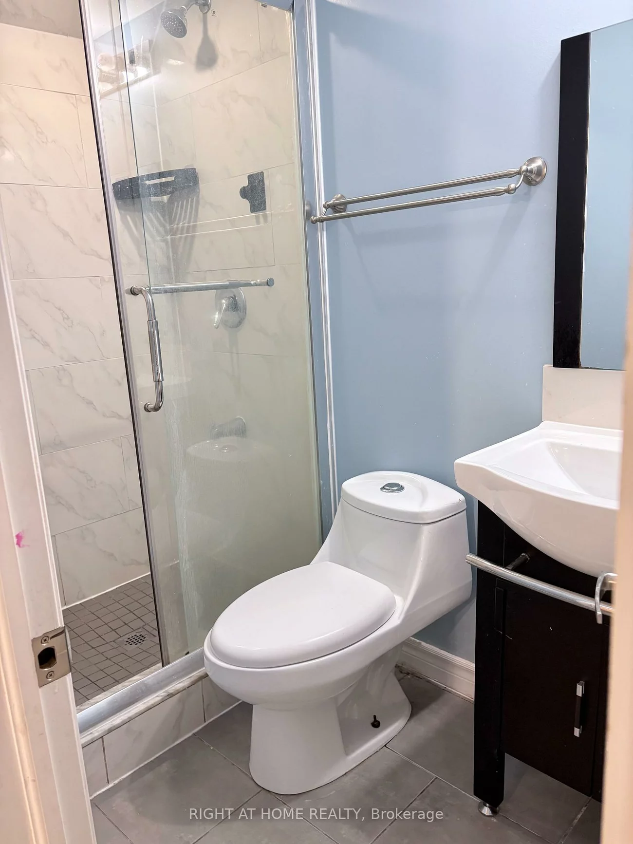 801, Edgehill, Lorne Park, Mississauga