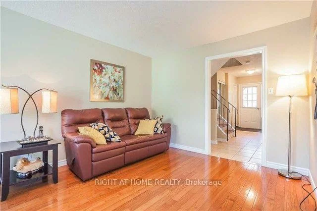 801, Edgehill, Lorne Park, Mississauga