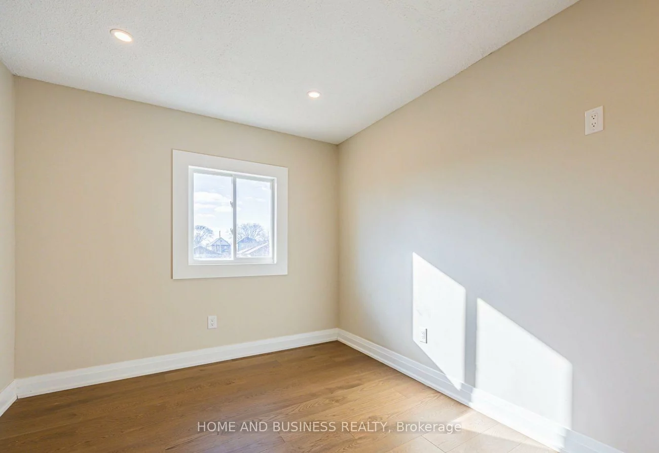 1326, Meredith, Lakeview, Mississauga