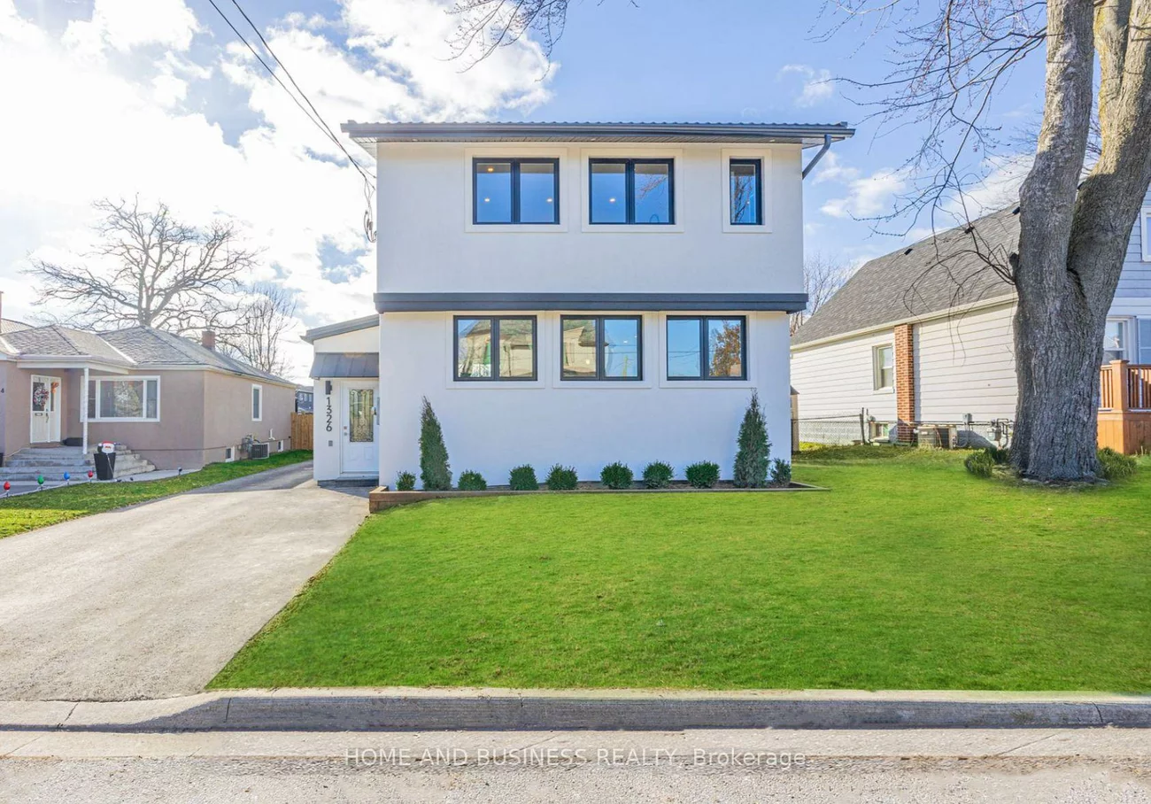 1326, Meredith, Lakeview, Mississauga