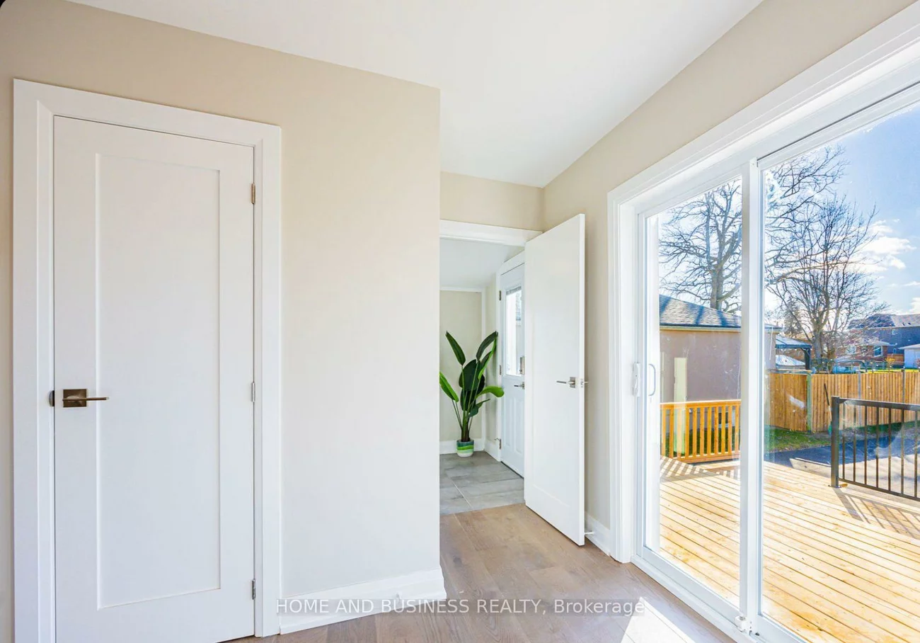 1326, Meredith, Lakeview, Mississauga