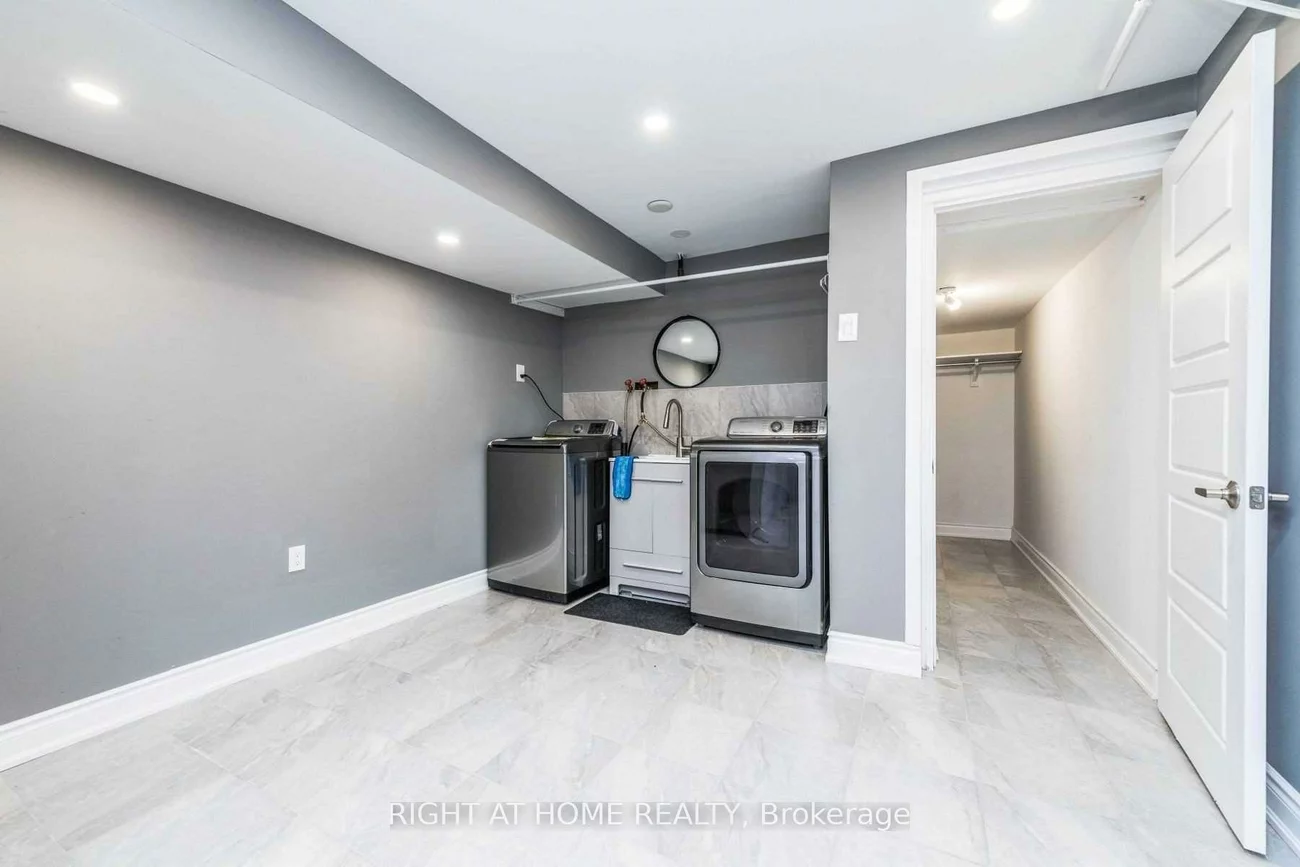 5266, Fairford, East Credit, Mississauga