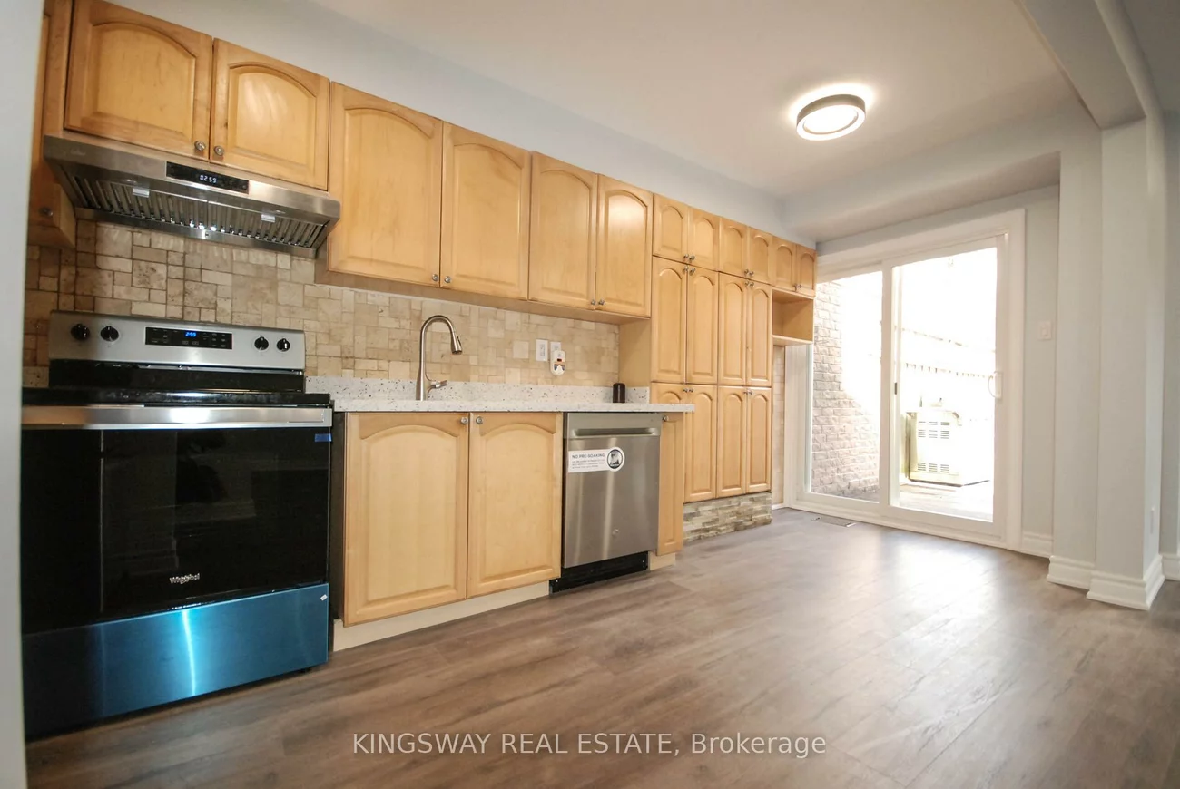 1009, Raintree, Lorne Park, Mississauga