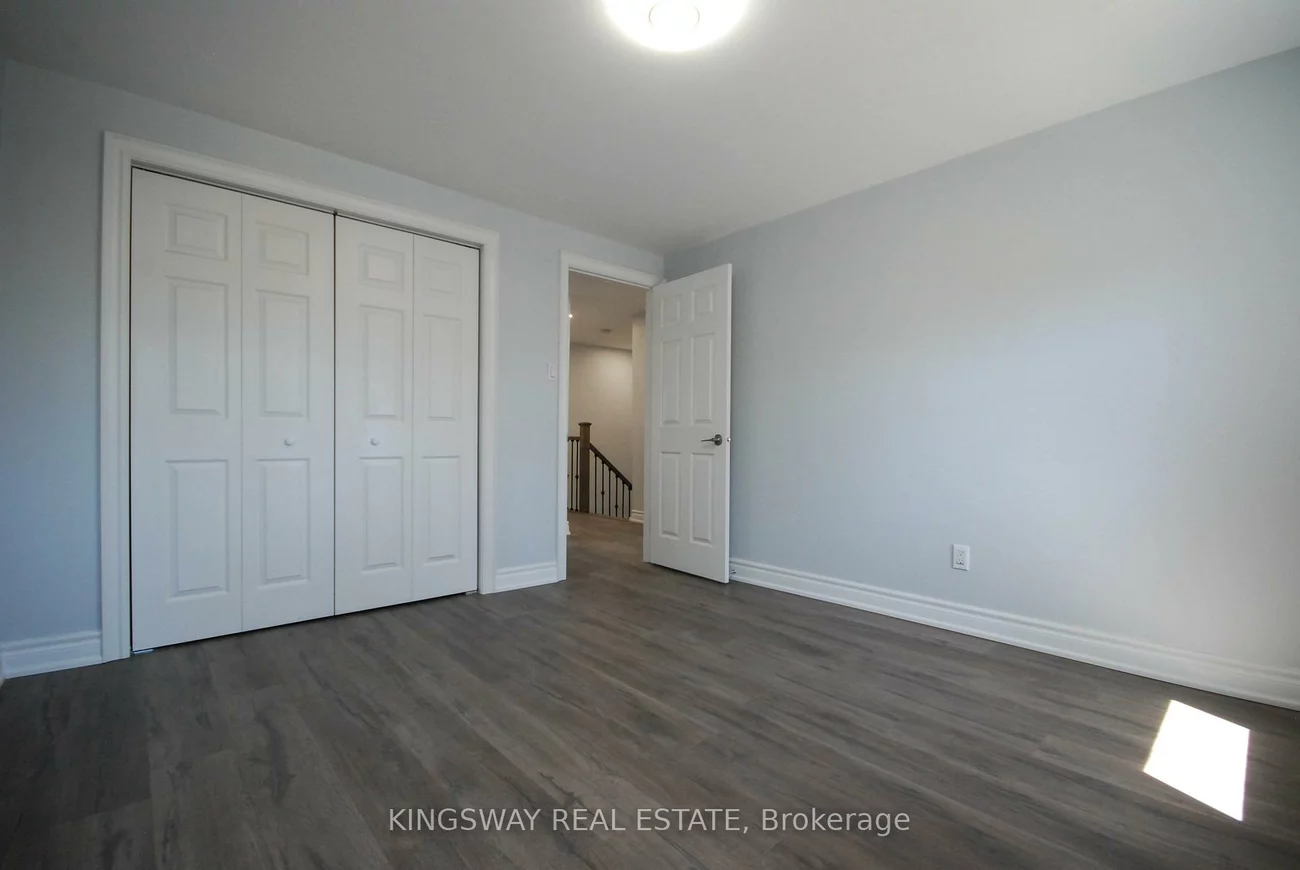 1009, Raintree, Lorne Park, Mississauga