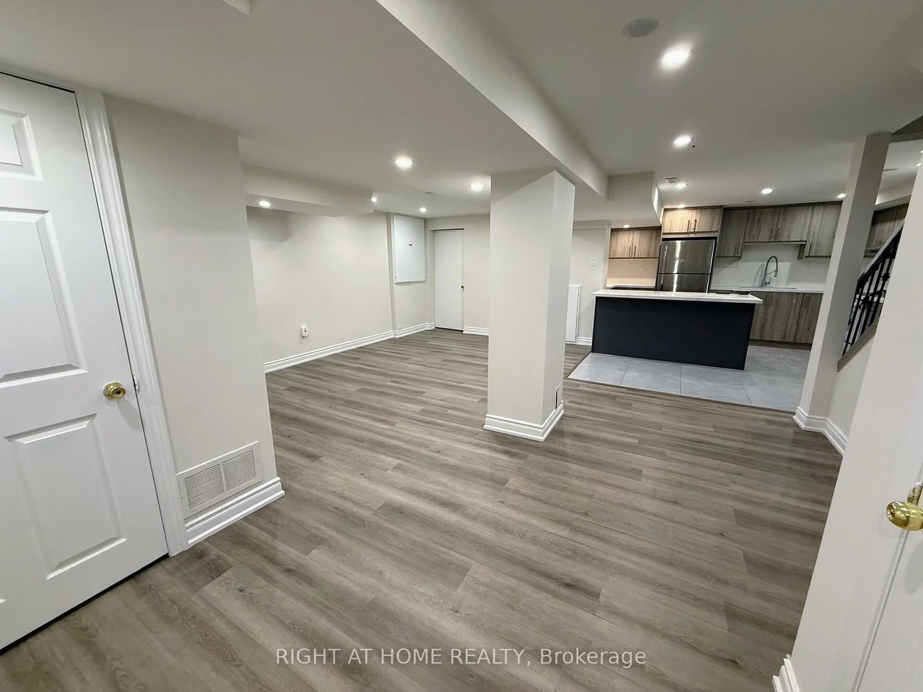 3419, Dovetail, Erin Mills, Mississauga