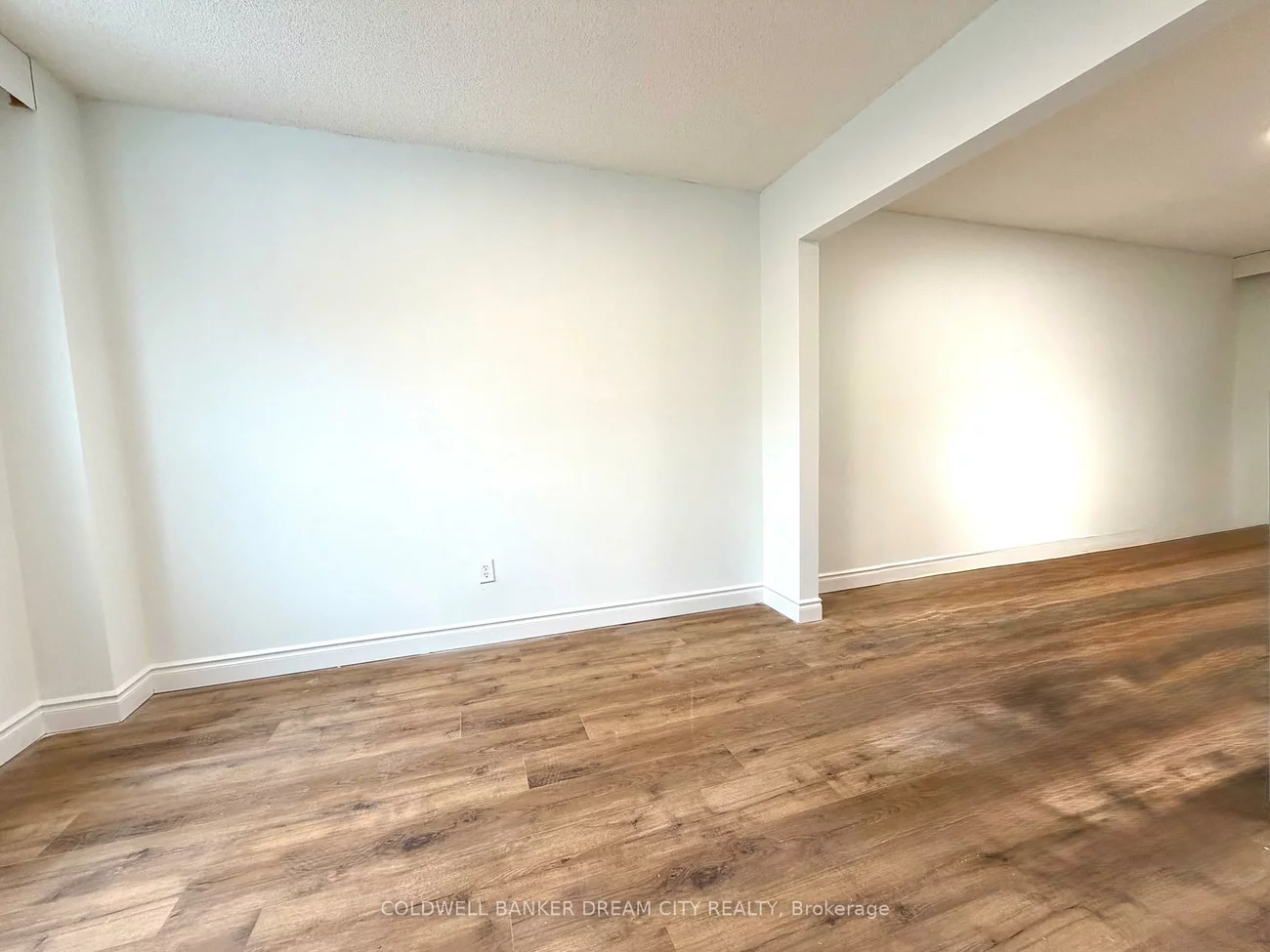 1031, Blizzard, East Credit, Mississauga