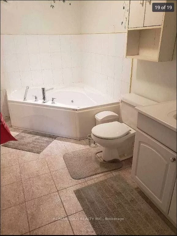 142, Whitchurch, Cooksville, Mississauga