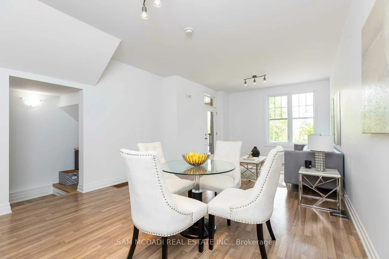 126B, Church, Streetsville, Mississauga