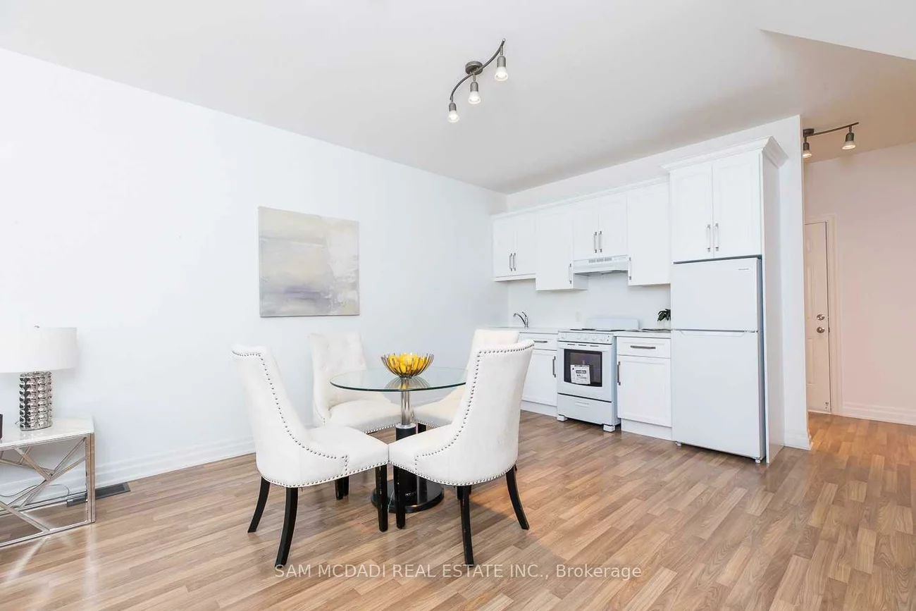 126B, Church, Streetsville, Mississauga