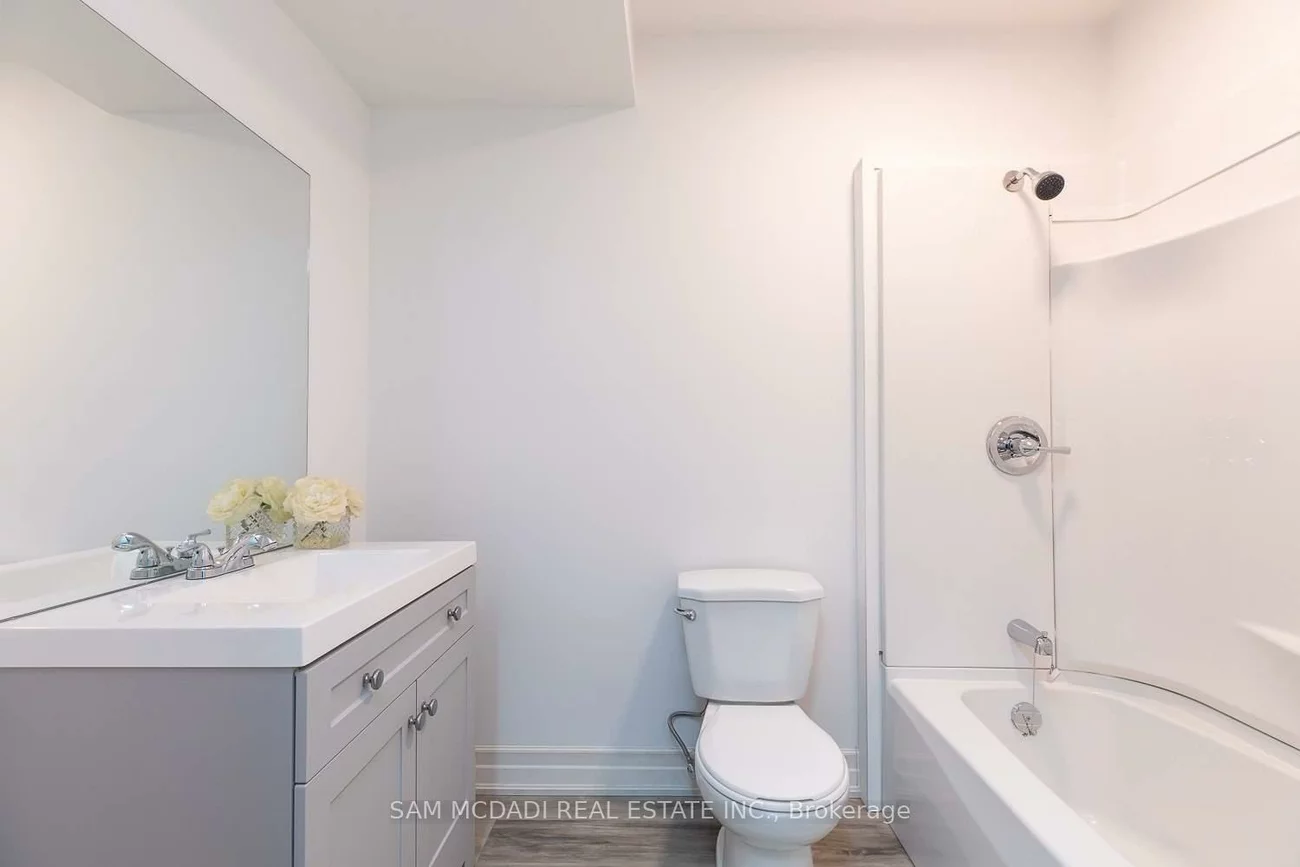 126B, Church, Streetsville, Mississauga