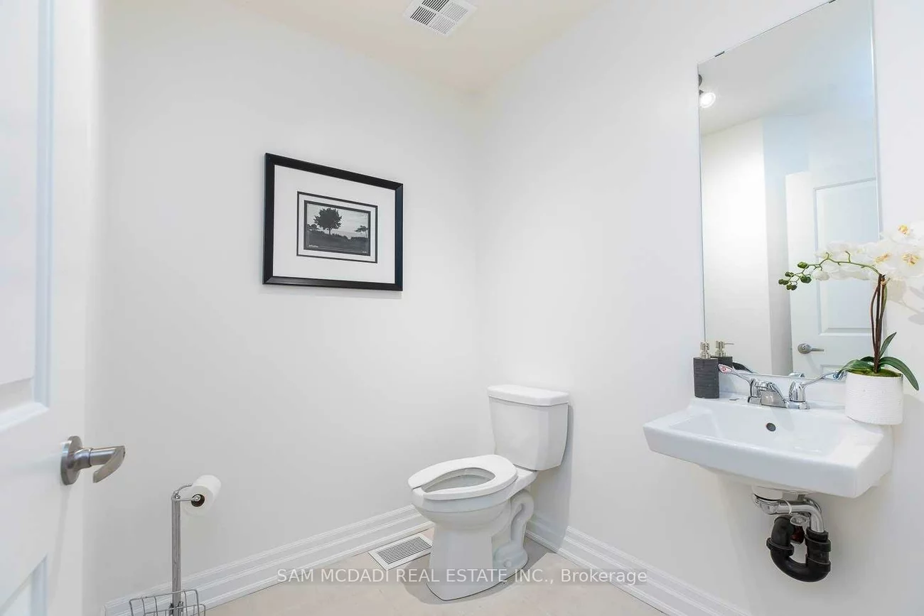 126B, Church, Streetsville, Mississauga