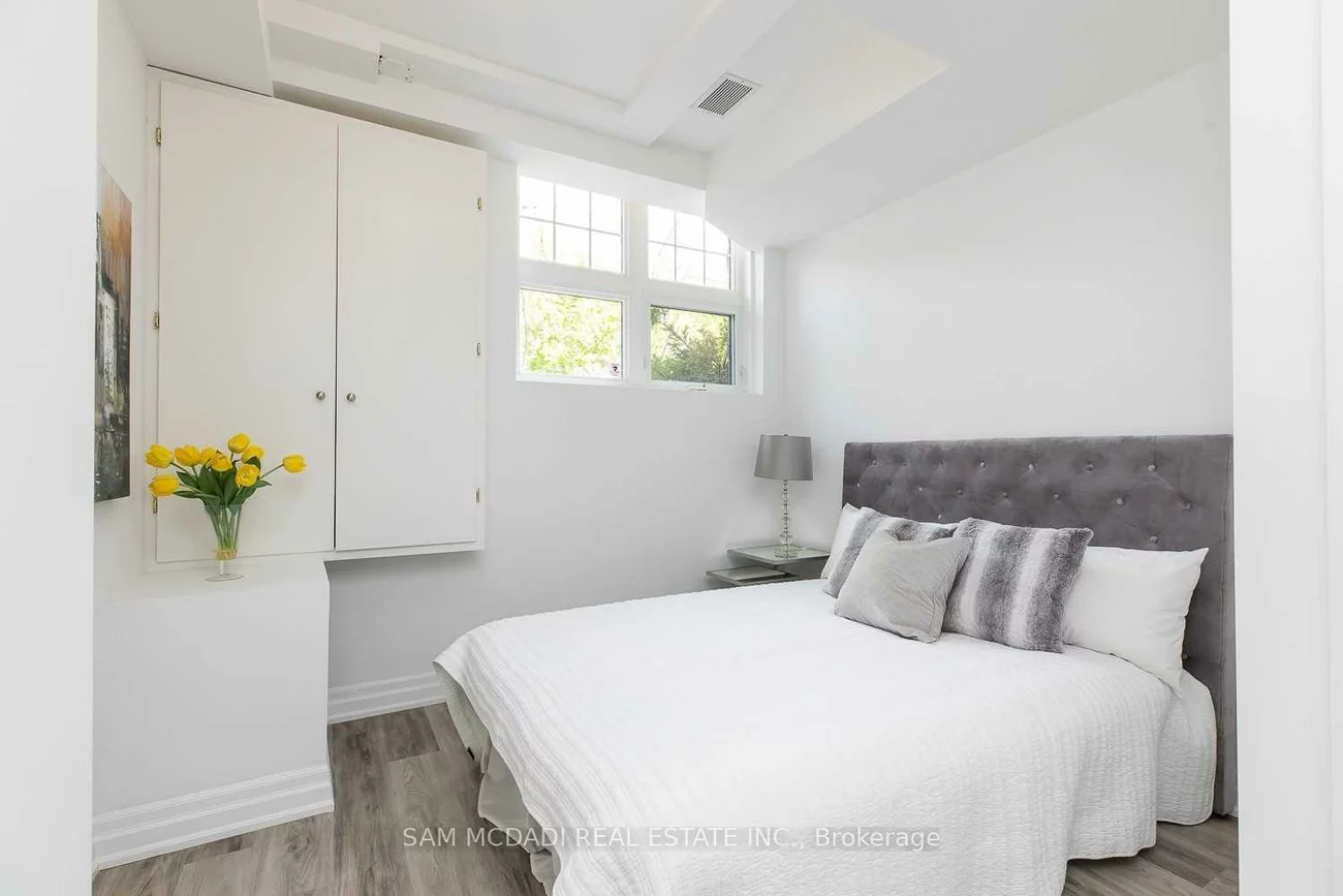 126B, Church, Streetsville, Mississauga