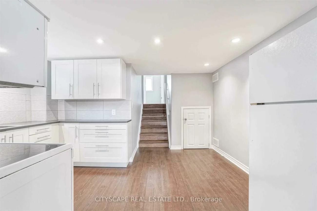 1166, Shadeland, Erindale, Mississauga