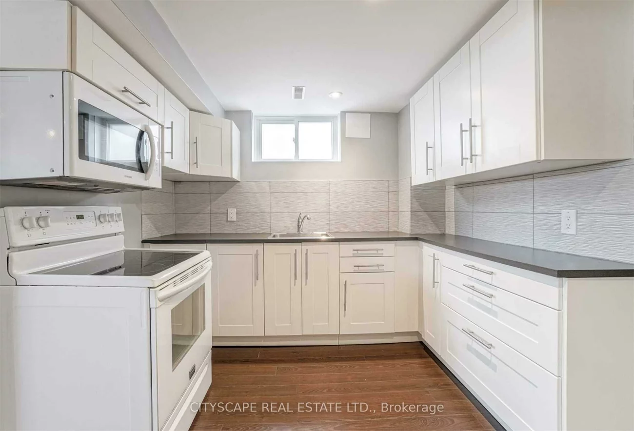 1166, Shadeland, Erindale, Mississauga