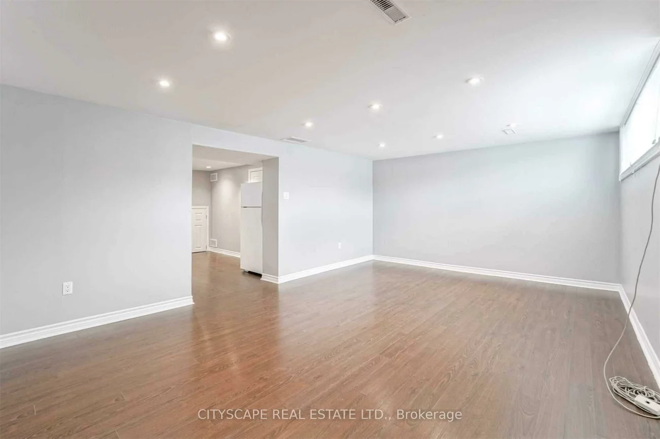 1166, Shadeland, Erindale, Mississauga