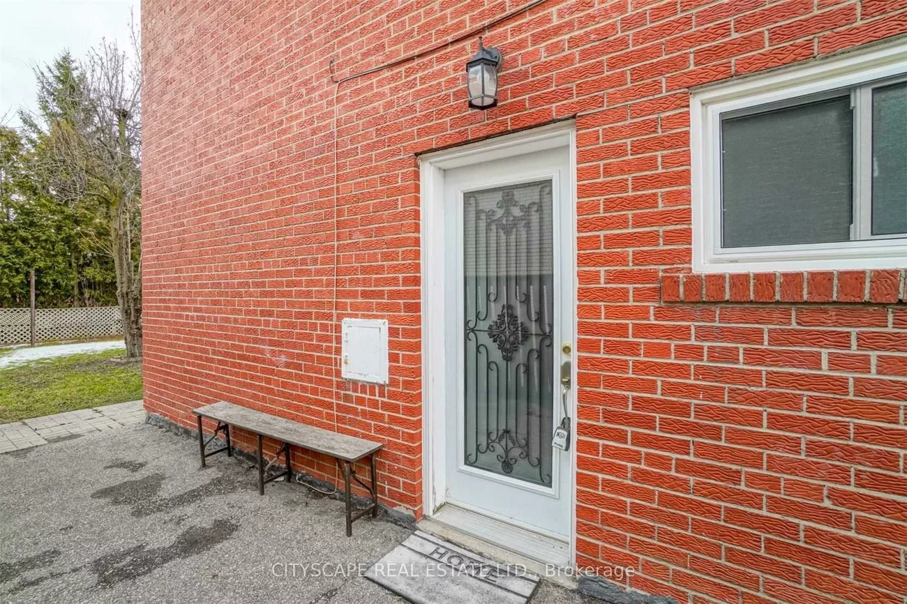 1166, Shadeland, Erindale, Mississauga