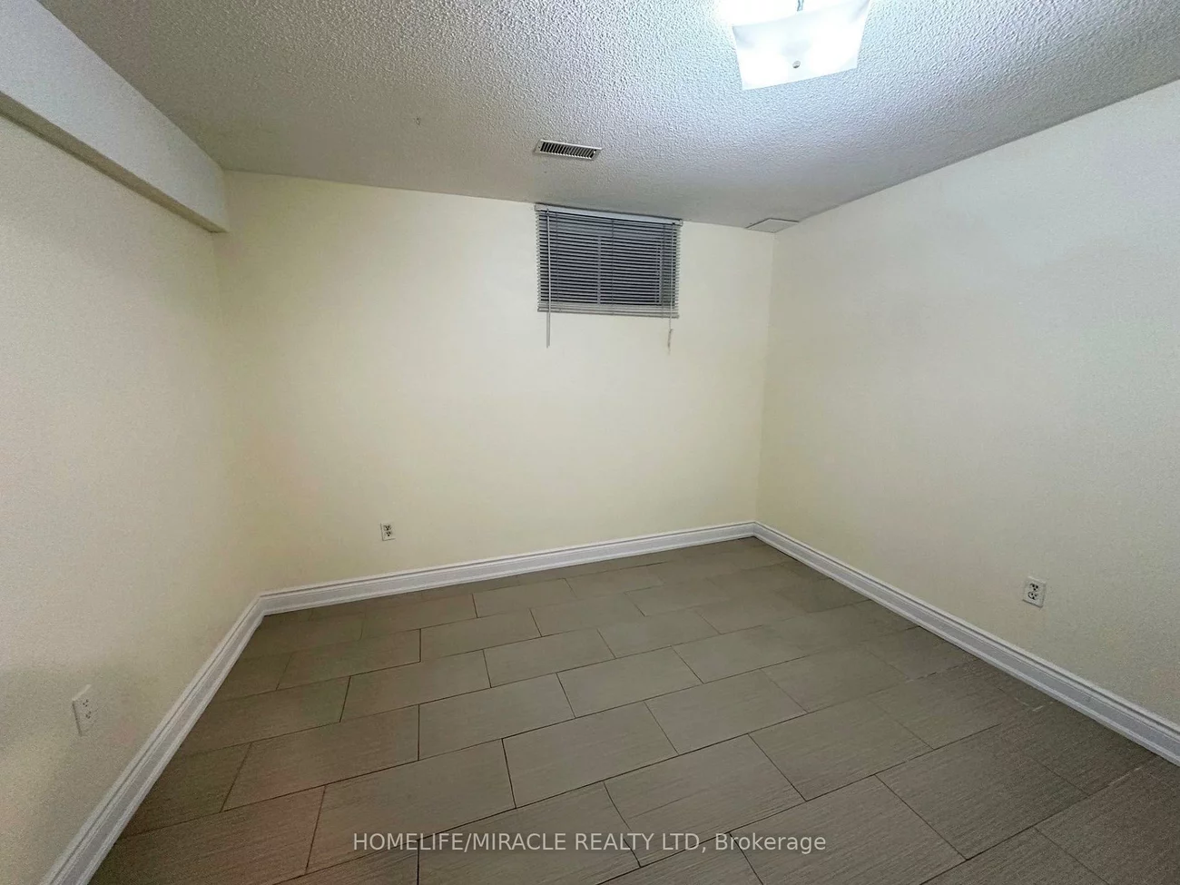 2461, President, Cooksville, Mississauga