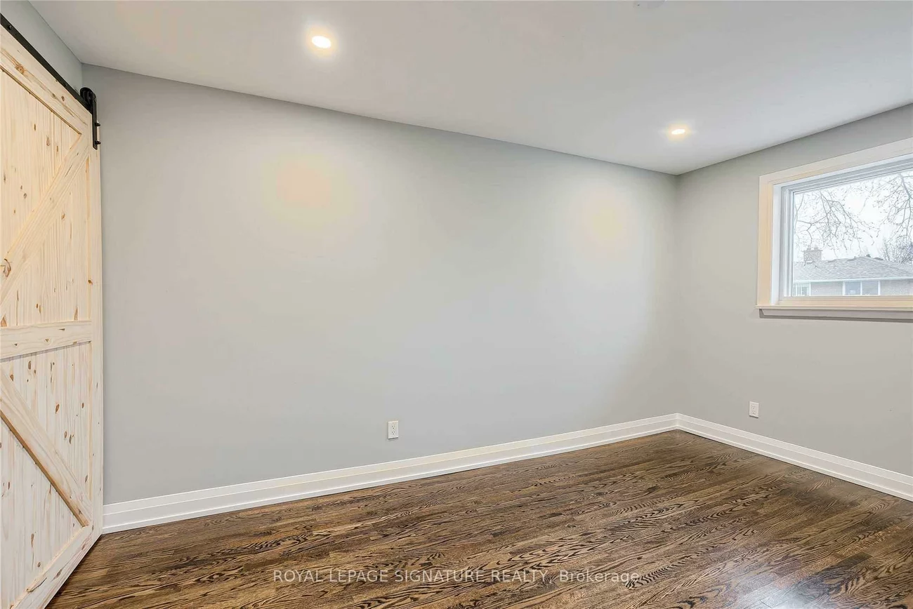 2545, Padstow, Clarkson, Mississauga