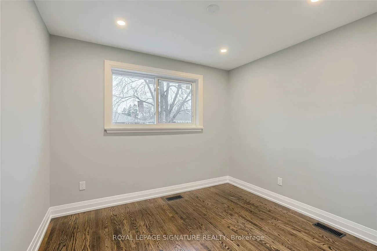 2545, Padstow, Clarkson, Mississauga