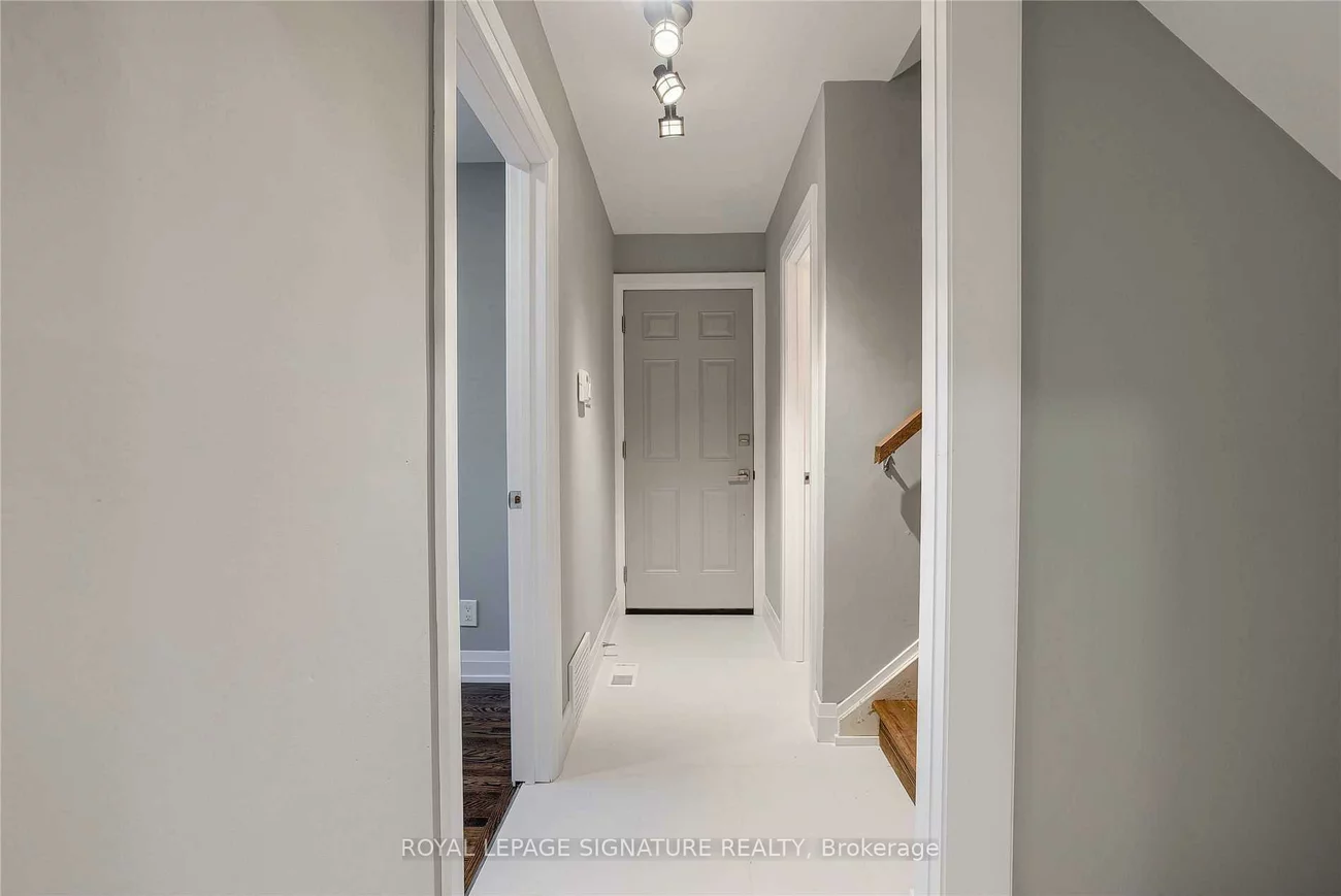 2545, Padstow, Clarkson, Mississauga