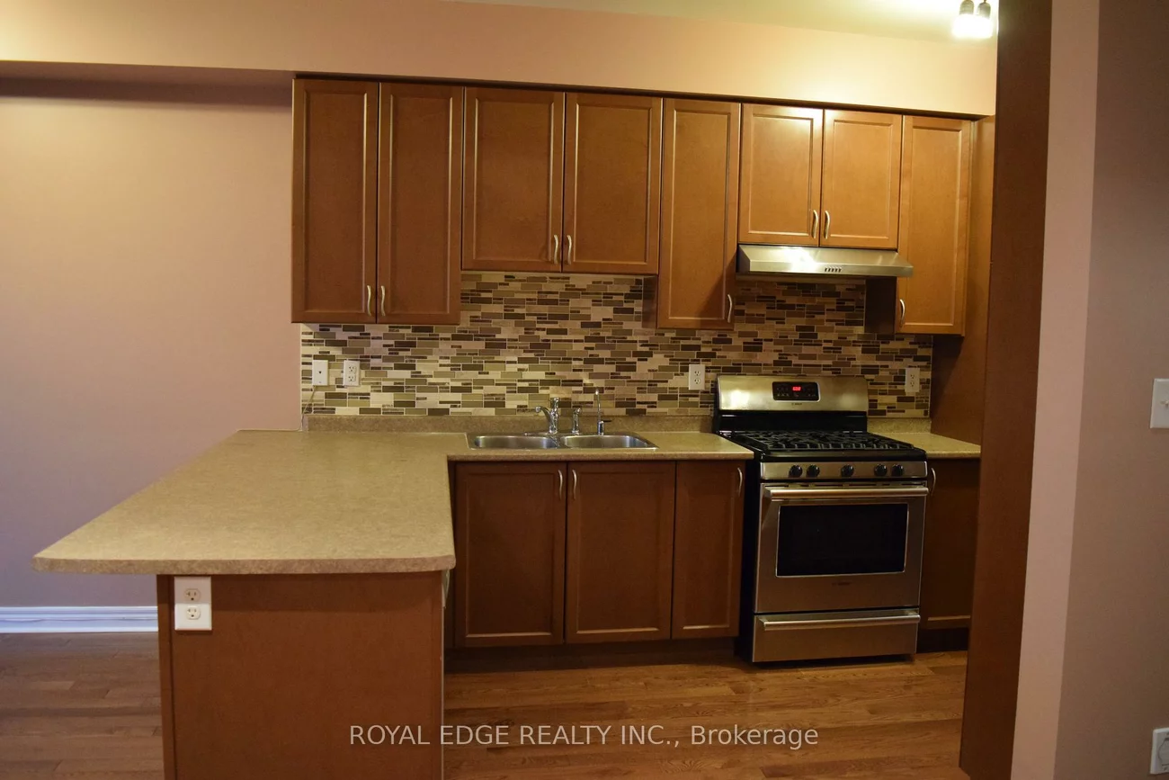 7435, Saint Barbara, Meadowvale, Mississauga