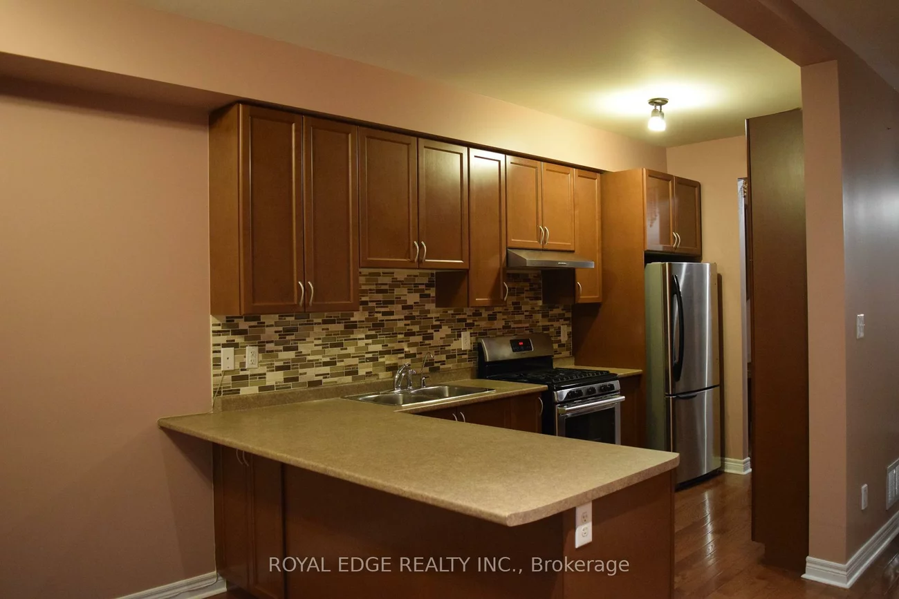 7435, Saint Barbara, Meadowvale, Mississauga